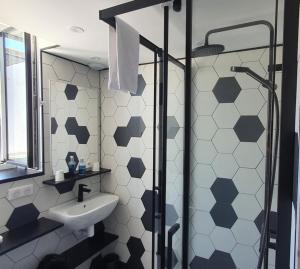 Gallery image of Appartement Acadie in Le Palais +4 photos