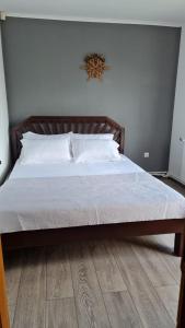 Postel nebo postele na pokoji v ubytování Vila Mondi