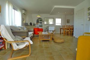 Et opholdsområde på Casa Vista Bella - Sleeps 9