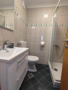 A bathroom at Villa Maya
