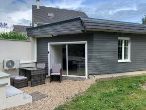 Photo de la galerie de l'établissement joli logement indépendant, à Mont-près-Chambord