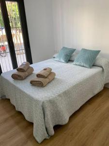 Tempat tidur dalam kamar di Luxury apartment in sevilla center