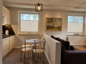 Posedenie v ubytovaní Apartament Przy Plaży