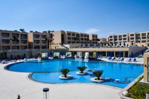 Cleopatra Luxury Resort Sharm - Adults Only 16 years plus内部或周边的泳池