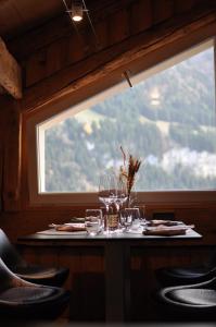 Mynd úr myndasafni af Hôtel Le White - Le 42 Restaurant í Champéry
