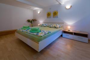 Fotografia z galérie ubytovania Apartments in Crikvenica 39224 v destinácii Crikvenica