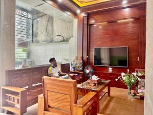 TV a/nebo společenská místnost v ubytování Indochina Airport Hotel Ha Noi