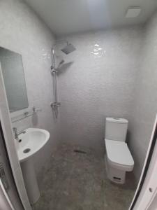 Koupelna v ubytování Vernatun guest house