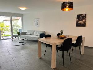 Posezení v ubytování smartroom Rössli Hunzenschwil