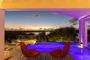 Imagem da galeria de Slowlife Wellness Villa! em Baie Longue