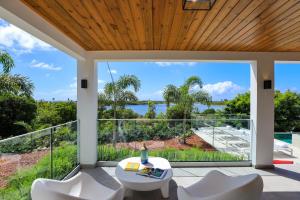 Imagem da galeria de Slowlife Wellness Villa! em Baie Longue