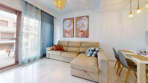 Posedenie v ubytovaní Apartamento Bianca Beach