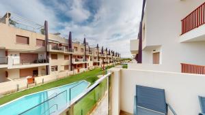 Bazén v ubytovaní Apartamento Bianca Beach alebo v jeho blízkosti