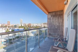 תמונה מהגלריה של Suites del Mar by Melia באליקנטה