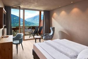Nespecifikovaný výhled na hory nebo výhled na hory při pohledu z hotelu