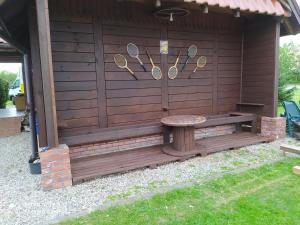 KrzyweにあるDom z bala kort tenisowy ,linia brzegowa plaża ,pomost ,kajaki, łódkaのギャラリーの写真