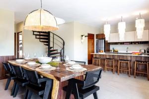 Kuchyň nebo kuchyňský kout v ubytování Exclusivo Penthouse con Alberca privada y roof + 36 fotografií