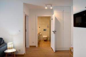 Ένα μπάνιο στο Apartament Na Fali III