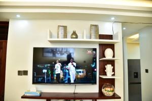 Gallery image of Elegant 3-Bedroom Condo with Pool, Gym & Free Wi-Fi in Kampala