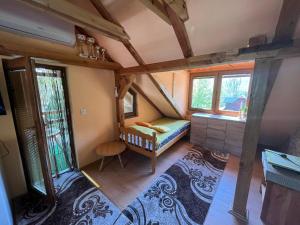 Rúm í herbergi á Studio apartman - Svetionik