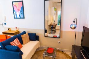 Posedenie v ubytovaní Roma Reva: design et home cinema