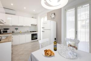 Кухня или мини-кухня в Casa mia a Nervi
