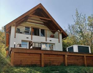 Budova, kde se prázdninový dům nachází