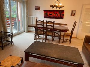 Zona d'estar a Ideally located 3.5 rooms flat