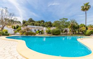 Bazén v ubytování Las Flores Villa Moraira by Nora Nice nebo v jeho okolí