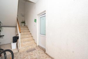 Fotografie z fotogalerie ubytování Apartments by the sea Tkon, Pasman - 17360 v destinaci Tkon
