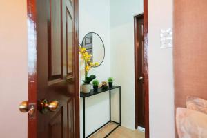 Fotografie z fotogalerie ubytování Cozy BNB - Unit L v destinaci Batangas