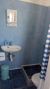 Kúpeľňa v ubytovaní Sweet home with two beds -one single room- with beautiful view!