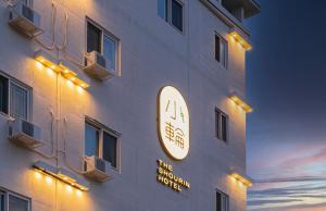Vottorð, verðlaun, skilti eða annað skjal til sýnis á Shourin Hotel Daejeon by Aank