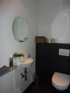 Kúpeľňa v ubytovaní Ferienwohnung am Lindenweg