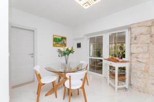 Fotografie z fotogalerie ubytování Apartments Tino v destinaci Sutivan
