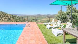 Bazén v ubytovaní Casa Rural Bellas Vistas Ildefonso La Puebla de Los Infantes by Ruralidays alebo v jeho blízkosti