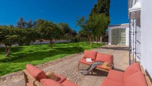 Vonkajšia záhrada v ubytovaní Cortijo Vallehermoso Campillos by Ruralidays