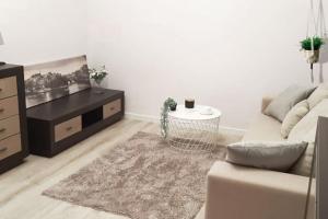 Χώρος καθιστικού στο Rondo ONZ Metro, Krochmalna 32A Street +19 φωτογραφίες