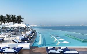 Bazén v ubytování Jumeirah Burj Al Arab Dubai nebo v jeho okolí