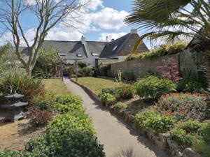 Vonkajšia záhrada v ubytovaní Charmante maison entre La Baule et Guérande