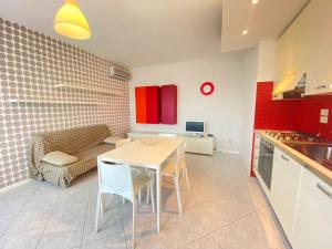 Kuchyň nebo kuchyňský kout v ubytování Venere Apartament