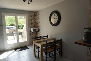 Fotografie z fotogalerie ubytování Appartement Davézieux v destinaci Davézieux + 3 fotografie