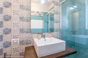 Et badeværelse på Center house rooms + 71 billeder