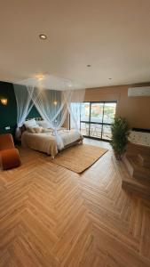 Katil atau katil-katil dalam bilik di LovIn Luxury Romantic Suite with jacuzzi