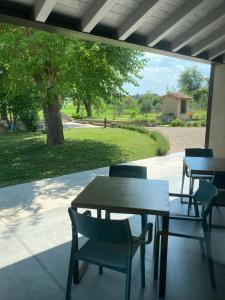 Agriturismo Redó外面的花园