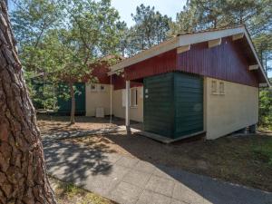 Bygningen som feriehuset ligger i