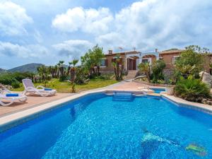 Бассейн в Villa Cala Torta Na Moli by Interhome или поблизости