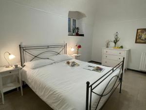 Posteľ alebo postele v izbe v ubytovaní Apartment Asplanato - DOL162 by Interhome