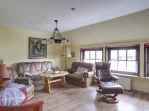 Ruang duduk di Apartment Berghof Hohe by Interhome