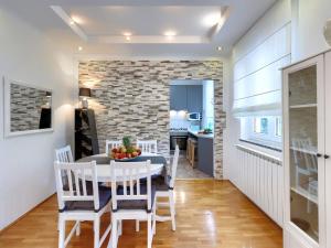 Dapur atau dapur kecil di Apartment Tea by Interhome +19 gambar